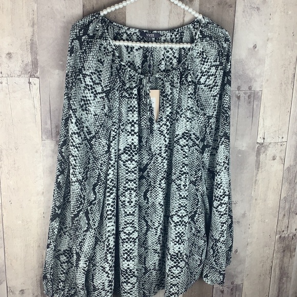 NWT NYDJ Peasant Blouse in Grey Victorian Python size 1X - Picture 7 of 12